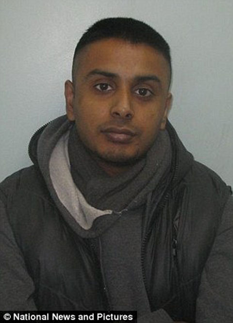 article-2380709-1B0BC185000005DC-520_306x423