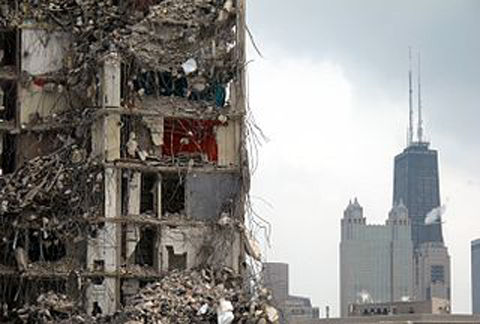 320px-Cabrini_green_demolition_2