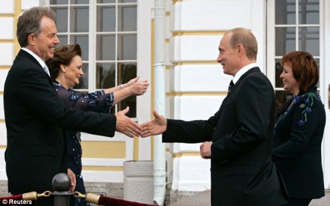 article-2337048-050196490000044D-874_634x396