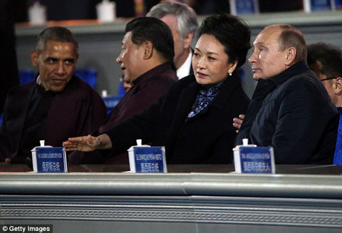 1415698496818_wps_1_BEIJING_CHINA_NOVEMBER_10