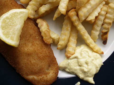 Flickr_-_cyclonebill_-_Fiskefilet_med_pommes_frites_og_remoulade