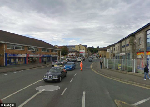 article-2471521-18E7F79300000578-512_634x452