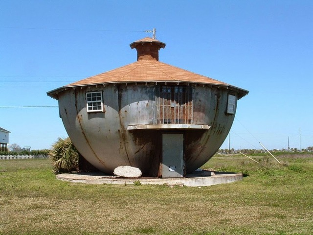 weird-house-1