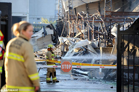 article-2677157-1F51276500000578-834_634x422