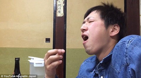 28F95B7700000578-0-image-a-8_1432291033373