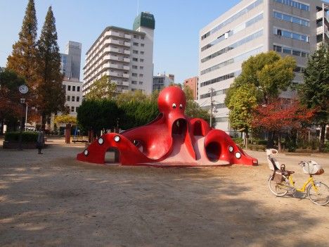 japan-octopus-slide-3b-468x351