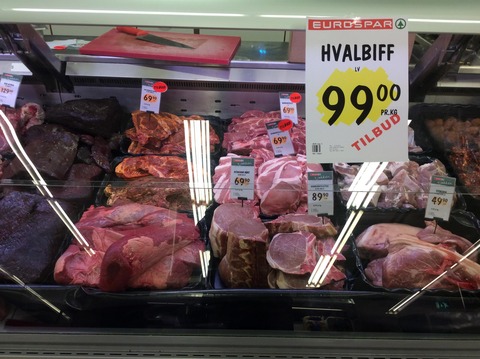 Whale-meat-on-sale-in-Norway-c-paulthompson-dot-info