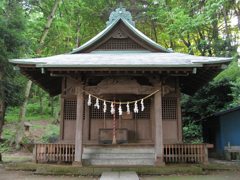 Oomatono_Tsunoten_Shinto_Shrine_in_Inagi_taken_in_May_2009