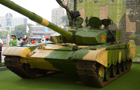 1280px-Type_99_MBT_front_left