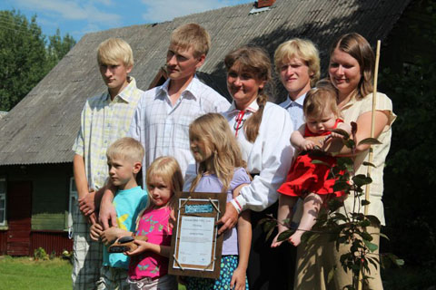 Polvamaa_kogukonna_parl_2012_Reet_Pettai_pere