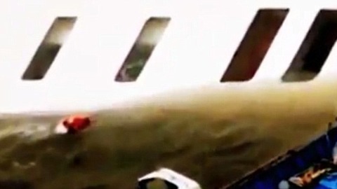 video-undefined-1D78AC3C00000578-134_636x358