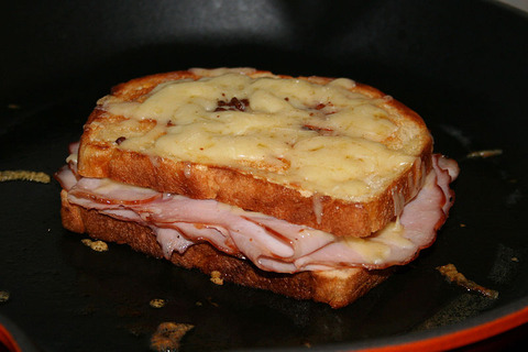 800px-Croque_monsieur