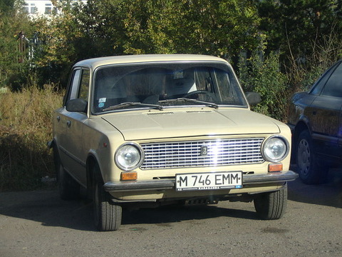 800px-Lada_2101_karaganda