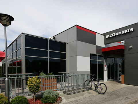 _0003_mcdonalds_dubrava_034_144557