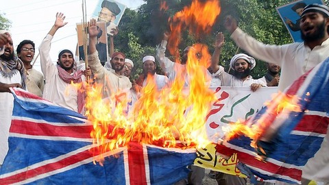 burning-uk-flag