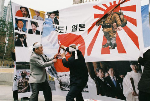 Ken-Shin-Flickr-Anti-Japan-634x425