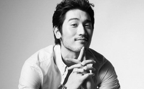 interview-godfrey-gao-gives-good-face_8_1_1