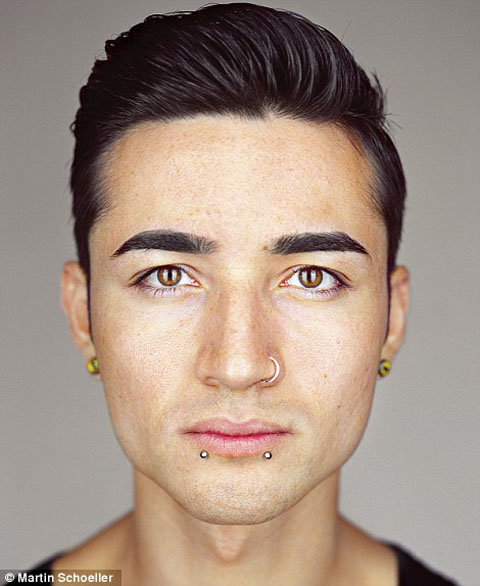 article-0-1A131909000005DC-538_470x574