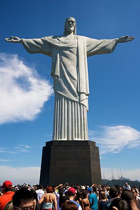 284px-Cristo_Redentor_-_Rio_de_Janeiro,_Brasil