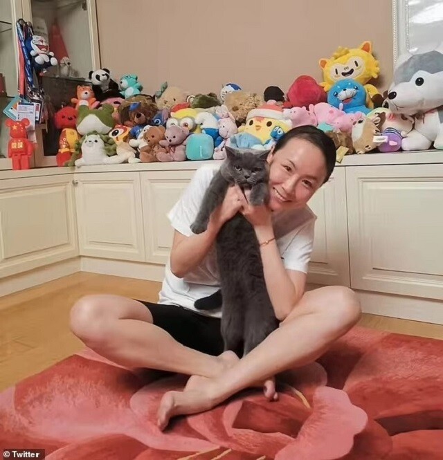 0 (1)