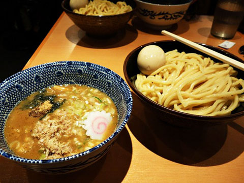20130617-256296-rokurinsha-ramen