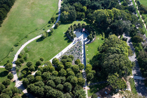 1920px-Aerial_view_of_Korean_War_Veterans_Memorial