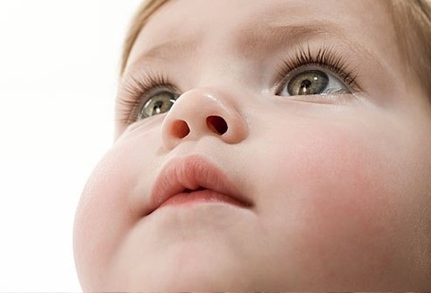 getty_rf_photo_of_toddler_looking_up