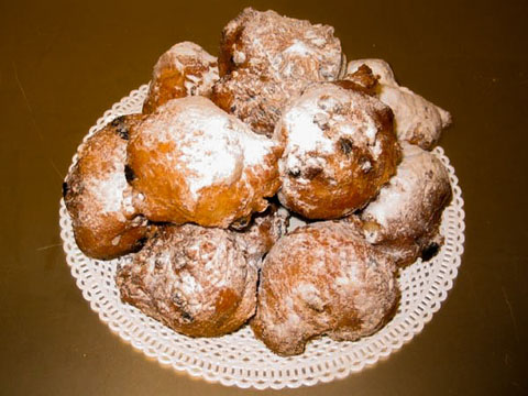 Oliebol-Dutch-donut_134552