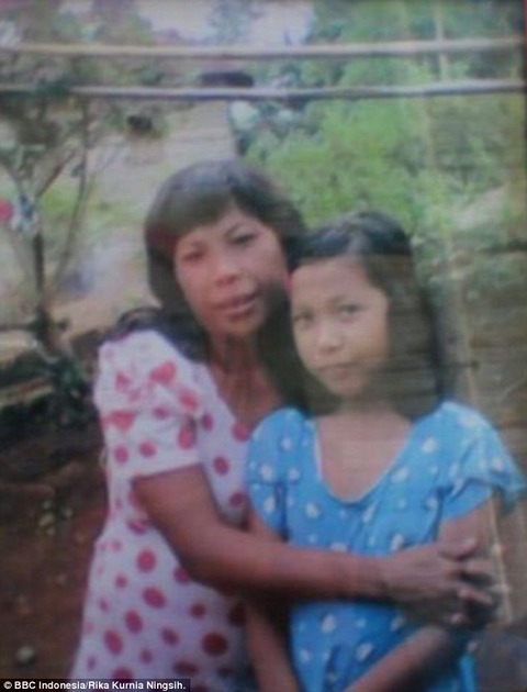 33DACA7100000578-3572685-image-m-74_1462425262951