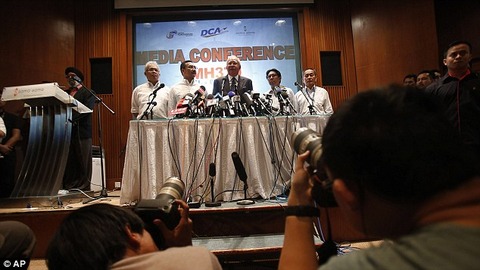 article-2581488-1C4FD99D00000578-367_634x356