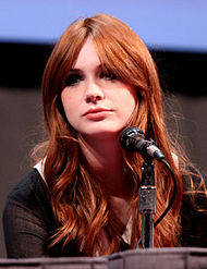 190px-Karen_Gillan_by_Gage_Skidmore