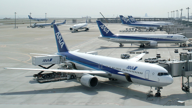 ANA_Boeing_767-300s_JA8256_JA8273_Haneda