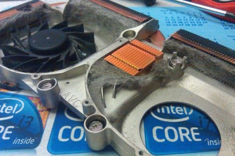 the_disgusting_things_found_inside_pcs_640_32