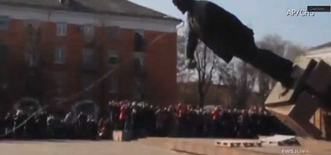 article-2565697-1BBF5C6100000578-210_964x451