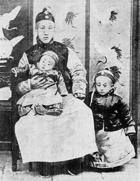 464px-PuYi_1909