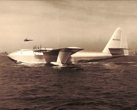 1280px-H-4_Hercules_2