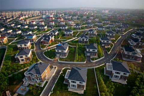 China-Ghost-Cities-and-Malls-Documentary