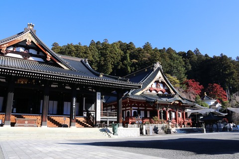 IMG_4031本堂と祖師堂