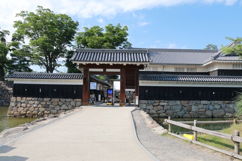 IMG_0281松本城 黒門