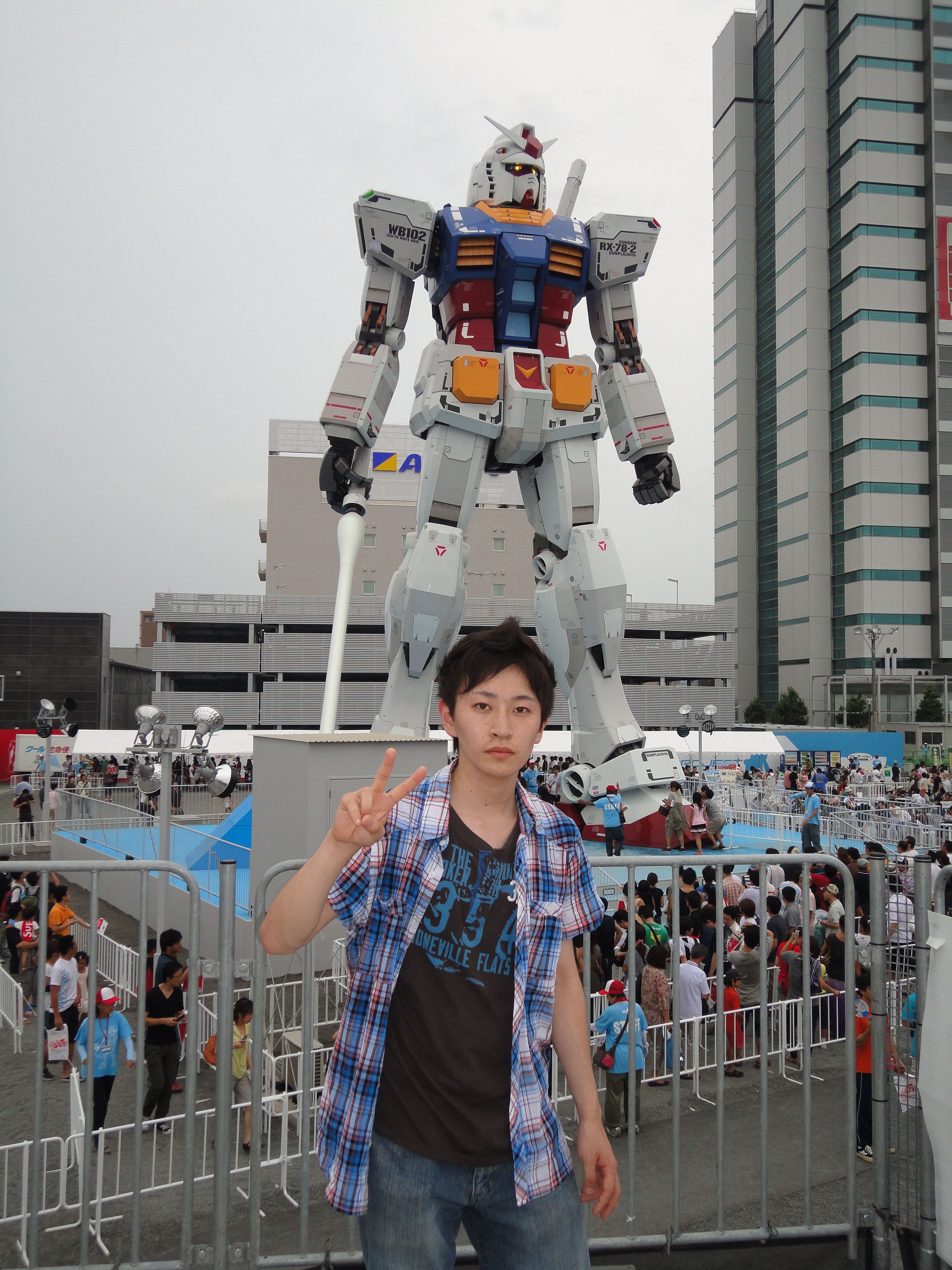 1 1ガンダムin東静岡 Pcでの閲覧推奨 写真いっぱい 一本のシャーペンの向こうに ポディマハッタヤさんに捧げる大学生ブログ