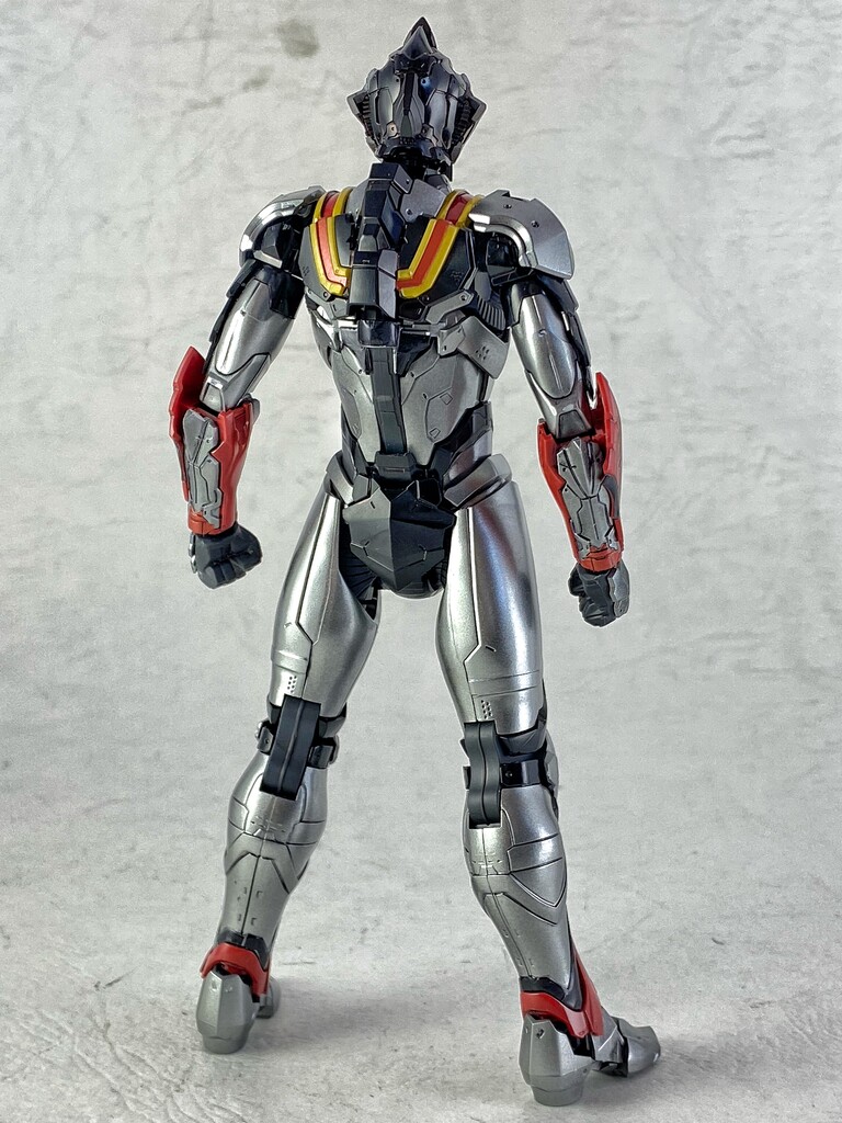 Figure-rise Standard ULTRAMAN SUIT EVIL TIGA レビュー : える