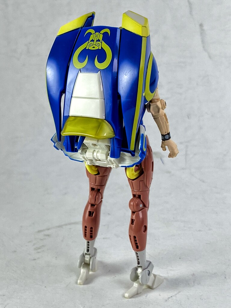 トランスフォーマー　ストリートファイター　ケン　春麗 ストリートファイターII×トランスフォーマー 春麗 レビュー