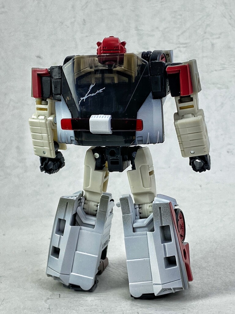 トランスフォーマー WFC-13 レッドアラート レビュー : えるけーえぬ