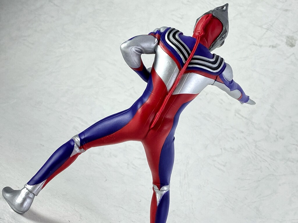 英雄勇像 ウルトラマンティガ ~ランバルト光弾~ レビュー : える