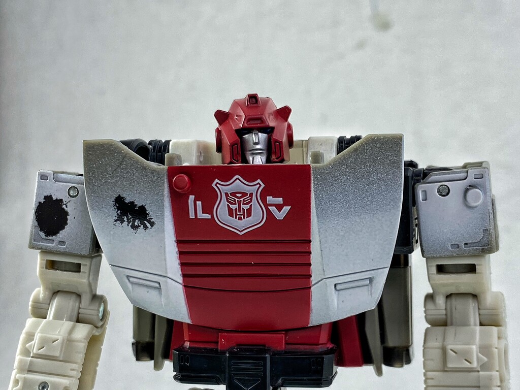 トランスフォーマー WFC-13 レッドアラート レビュー : えるけーえぬ