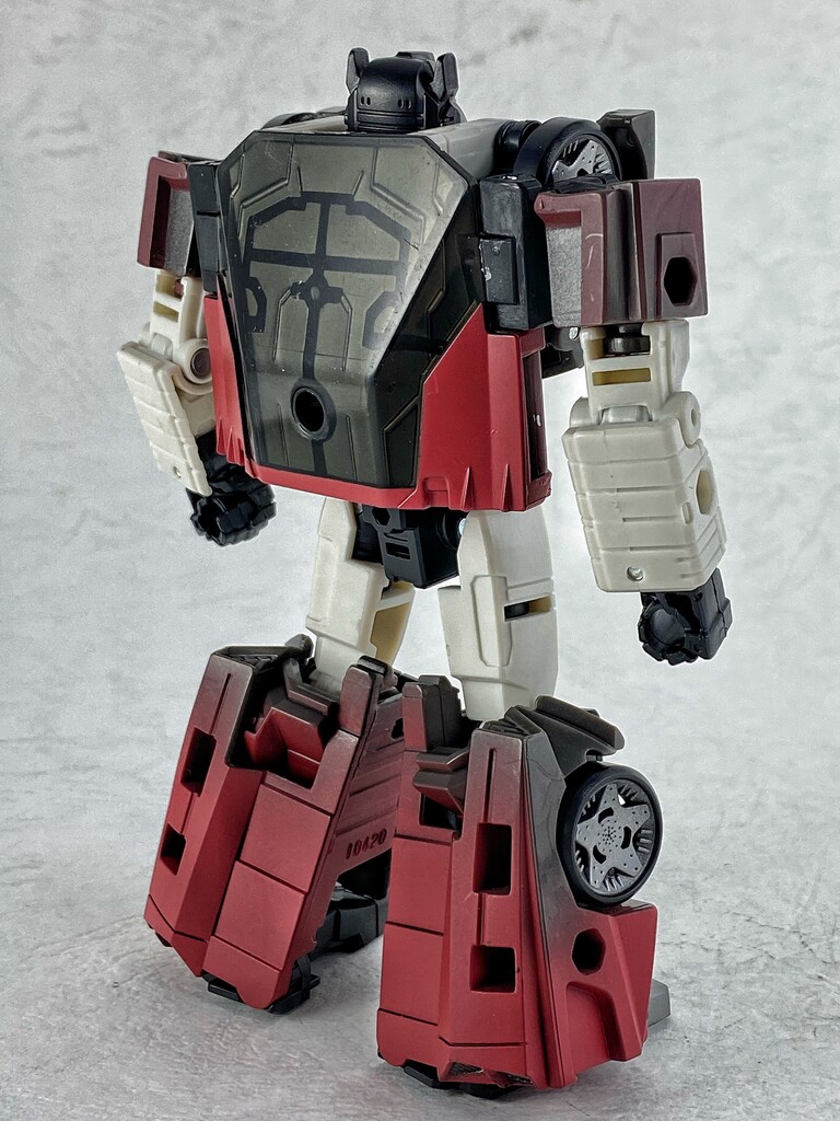 トランスフォーマー WFC-04 サイドスワイプ レビュー : えるけーえぬ