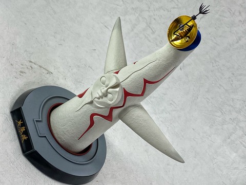 太陽の塔 海洋堂　1/350 Amazon.co.jp: 海洋堂 1/350スケール ソフビ製太陽の塔 塗装済み