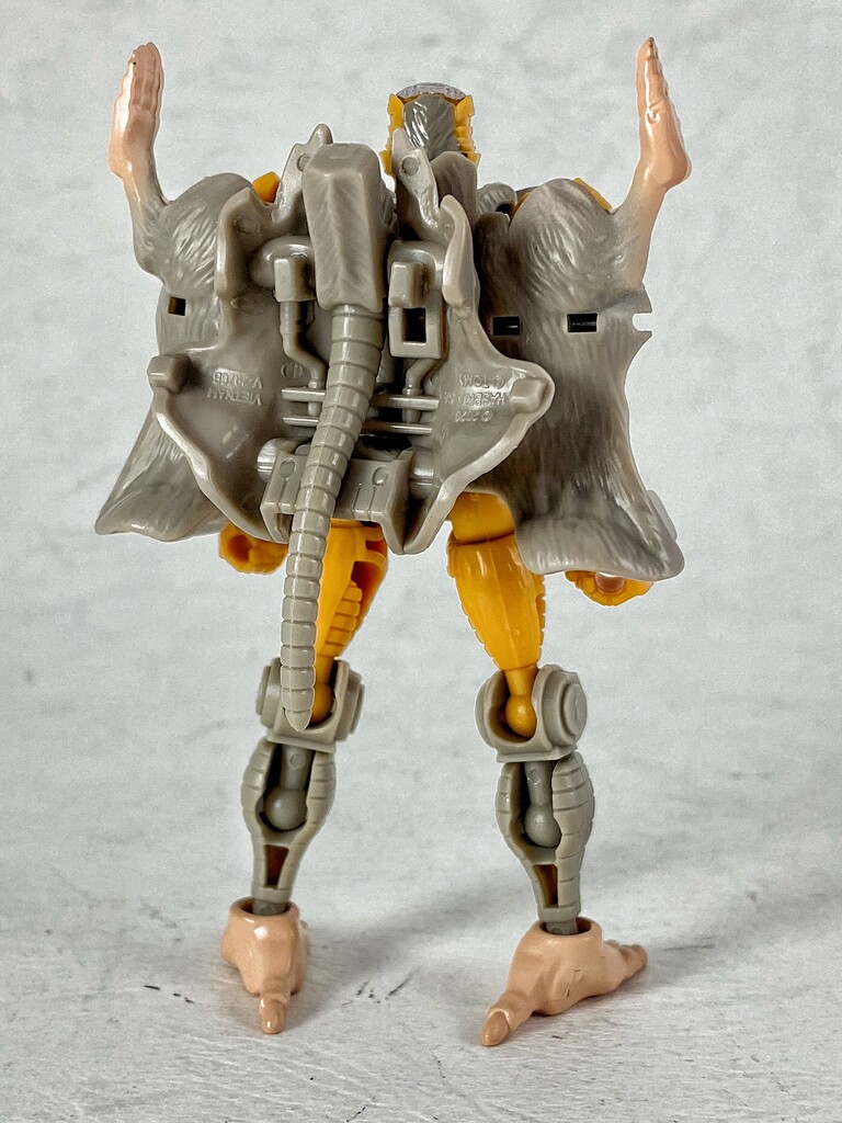 トランスフォーマー KD-02 ラットトラップ レビュー : えるけーえぬ