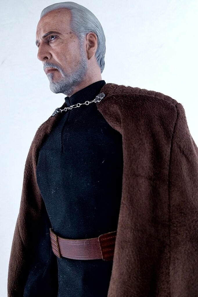 ホットトイズ ドゥークー伯爵 レビュー : えるけーえぬ