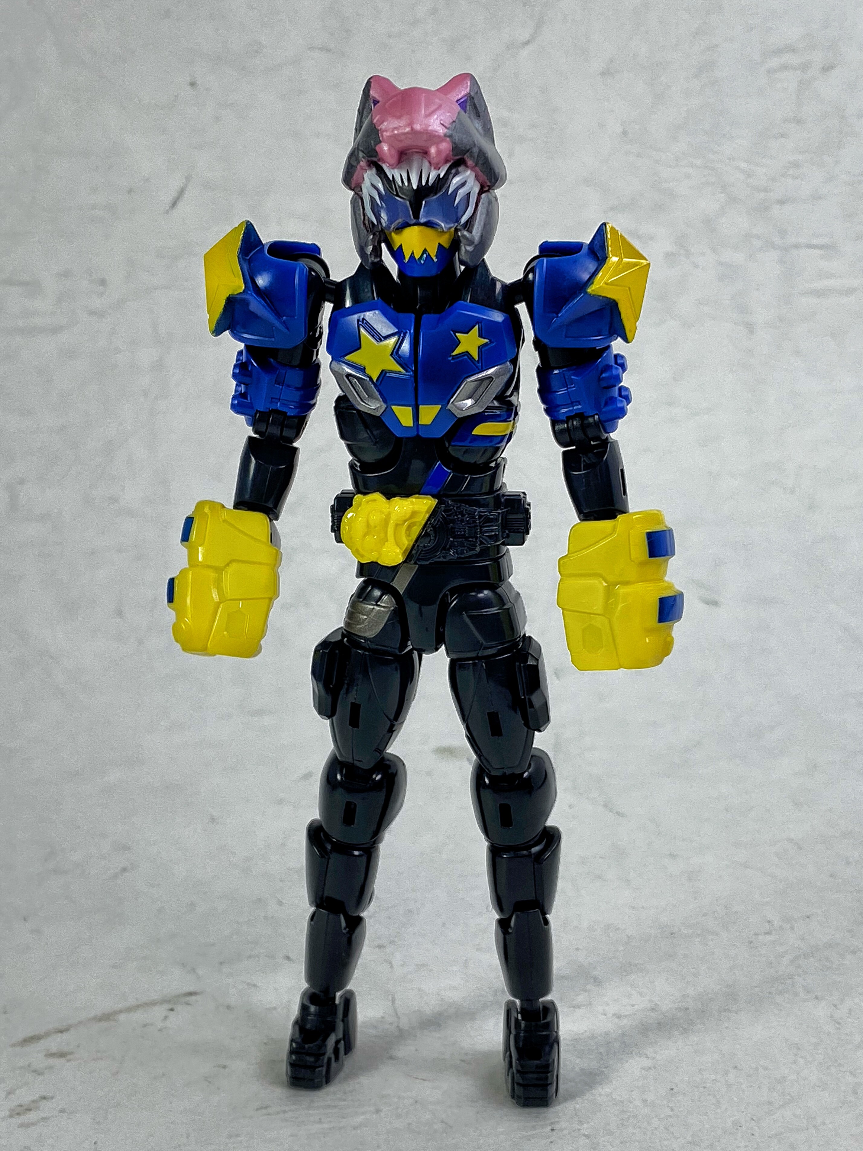 リボルブチェンジフィギュア PB03 仮面ライダーシーカー セット